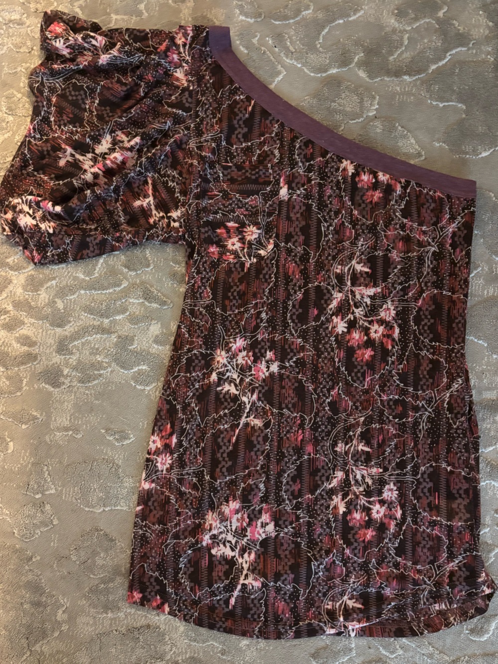 Free People Multicolor Floral-Print Top with Plum Trim and chest pocket size S